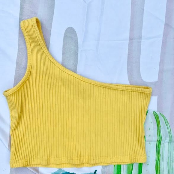 Zaful Tops - Yellow One Shoulder Crop Top